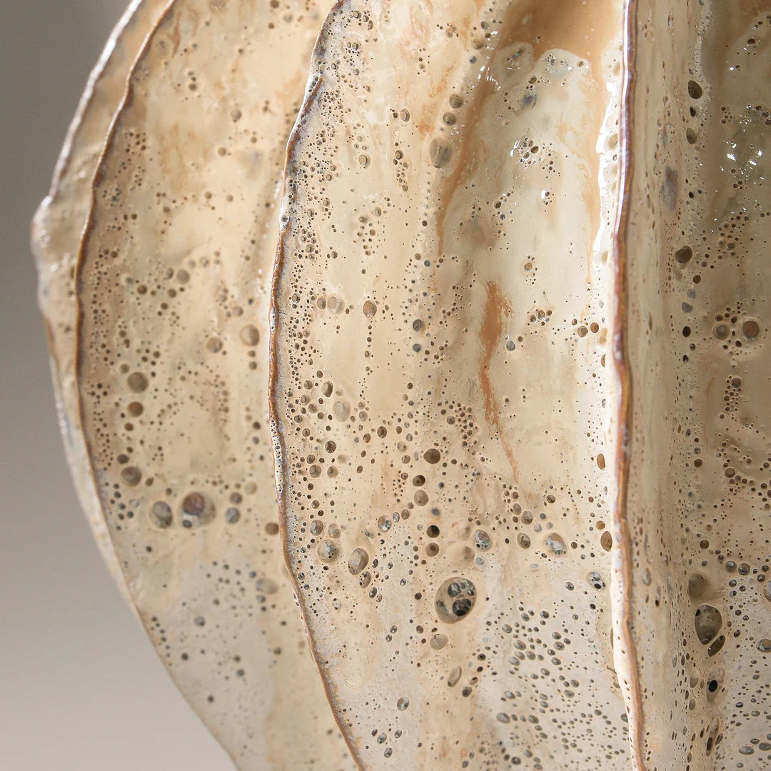 Onda vase