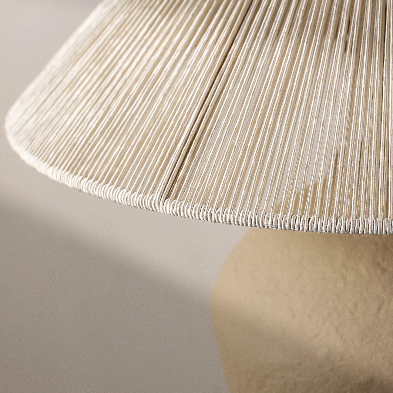 Ossu Table Lamp